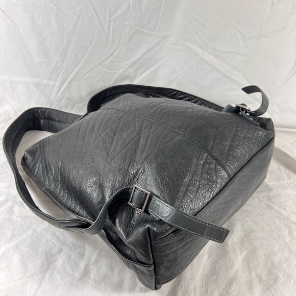 POLICE Black Leather Backpack Travel Bag - Picture 13 of 15